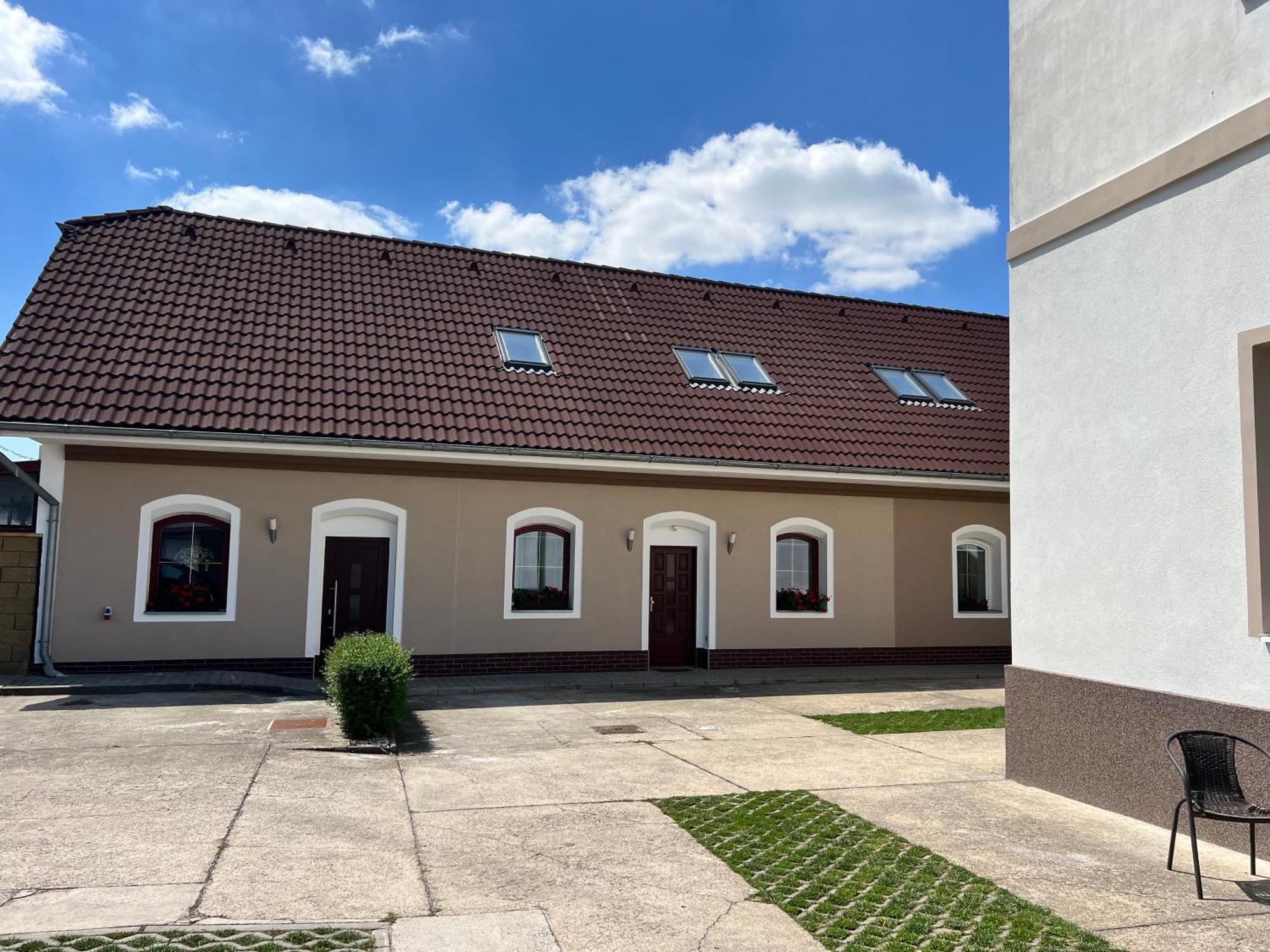 Penzion Manes Krabcice Екстер'єр фото